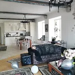 Oldhouse - Old Town Апартаменты
