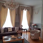Oldhouse - Old Town Апартаменты *