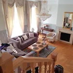 Oldhouse - Old Town Apartment *