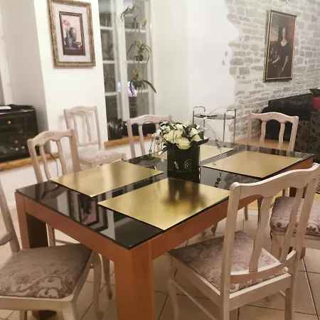 Oldhouse - Old Town Apartment Tallinn