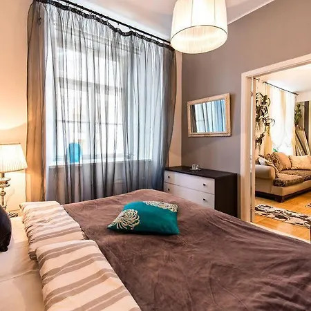 Oldhouse - Old Town Apartment