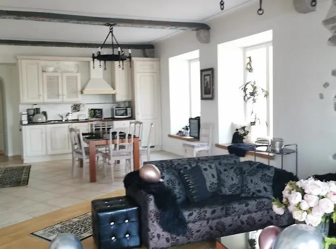 Oldhouse - Old Town Apartment