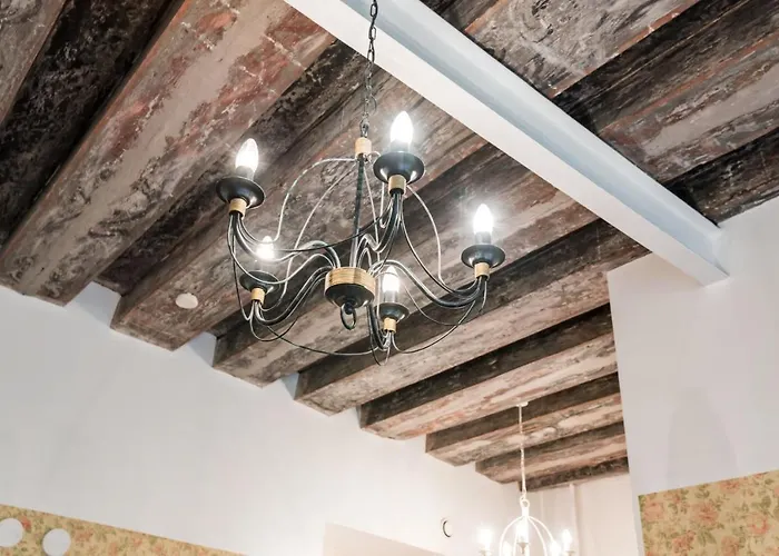 Oldhouse - Old Town Apartment